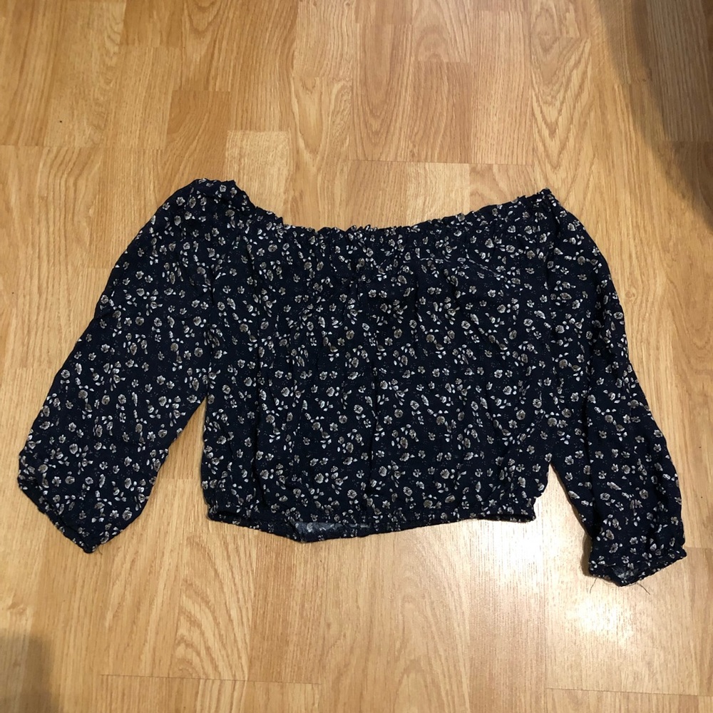 Brandy Melville floral off the shoulder